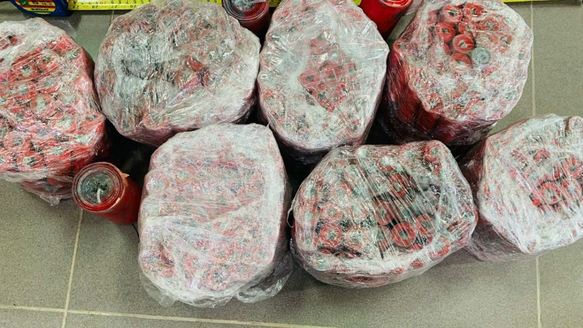 Bắc Ninh: Phối hợp bắt giữ 2 đối tượng sản xuất, buôn bán pháo nổ trái phép