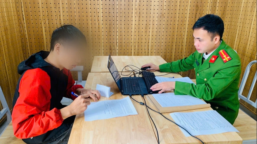 Bắc Ninh: Phối hợp bắt giữ 2 đối tượng sản xuất, buôn bán pháo nổ trái phép