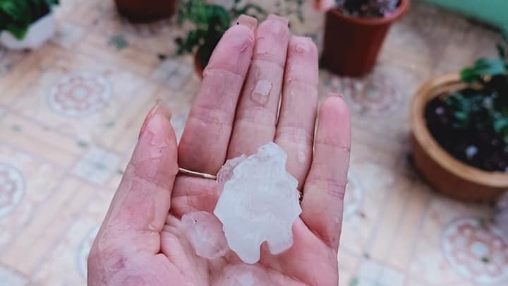 [Chùm ảnh] Sáng mùng 1 tết: Lạng Sơn đón 2 cơn mưa đá