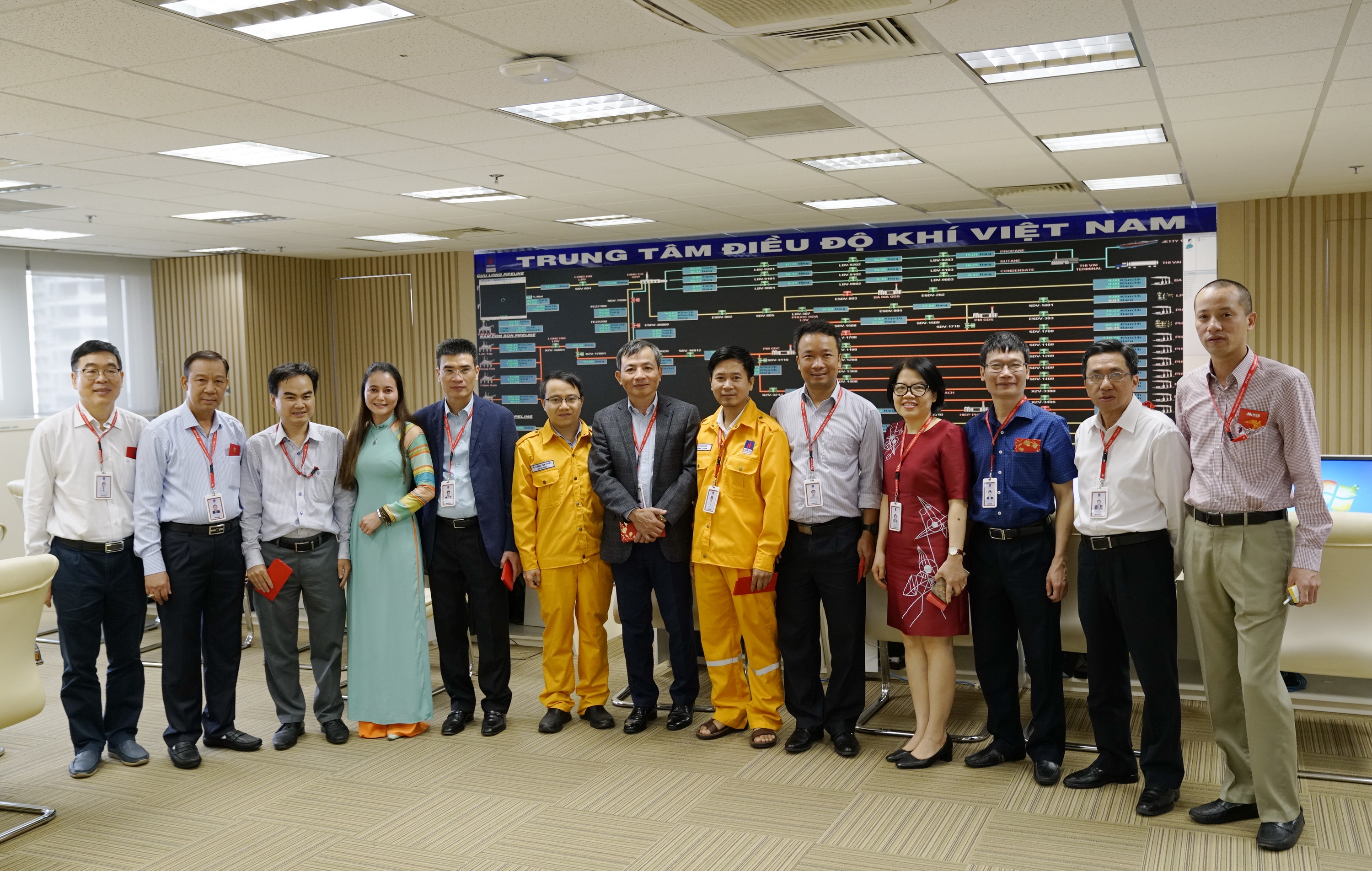 pv gas buoc vao nam lam viec moi sau dip tet co truyen