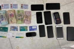 Bắt nhóm dùng thẻ ngân hàng lừa đảo chiếm đoạt hàng tỷ đồng