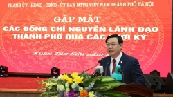 vi the tam voc moi cua thu do co su cong hien cua nguyen lanh dao thanh pho