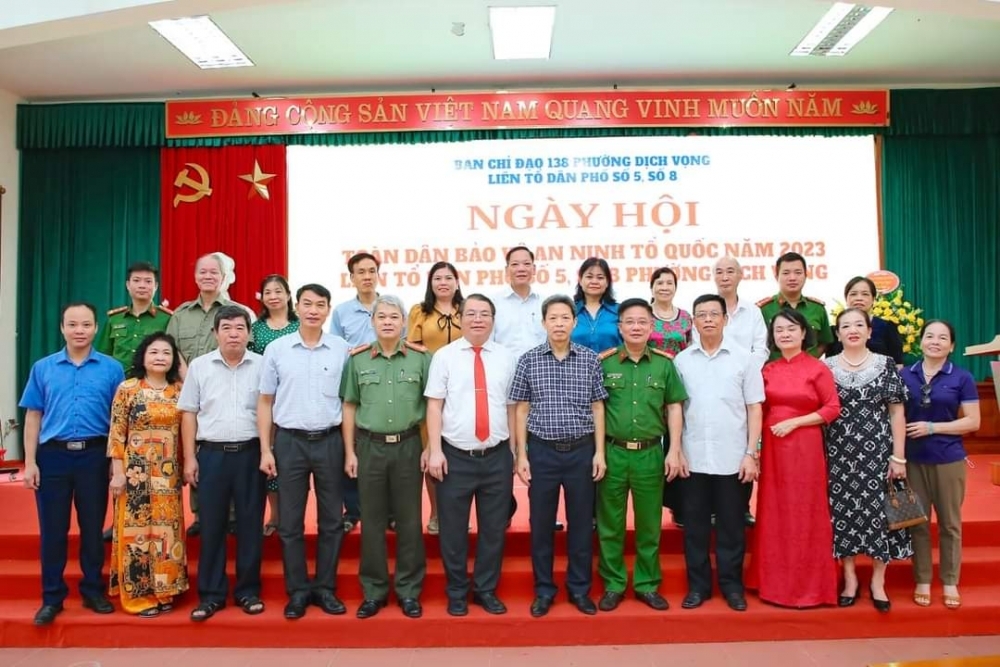 Toàn dân thi đua yêu nước - phong trào đầu năm từ phường trọng điểm Dịch Vọng