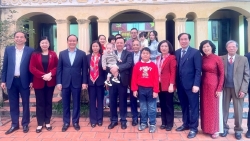 dong hanh cung tay ho hien thuc hoa khat vong phat trien