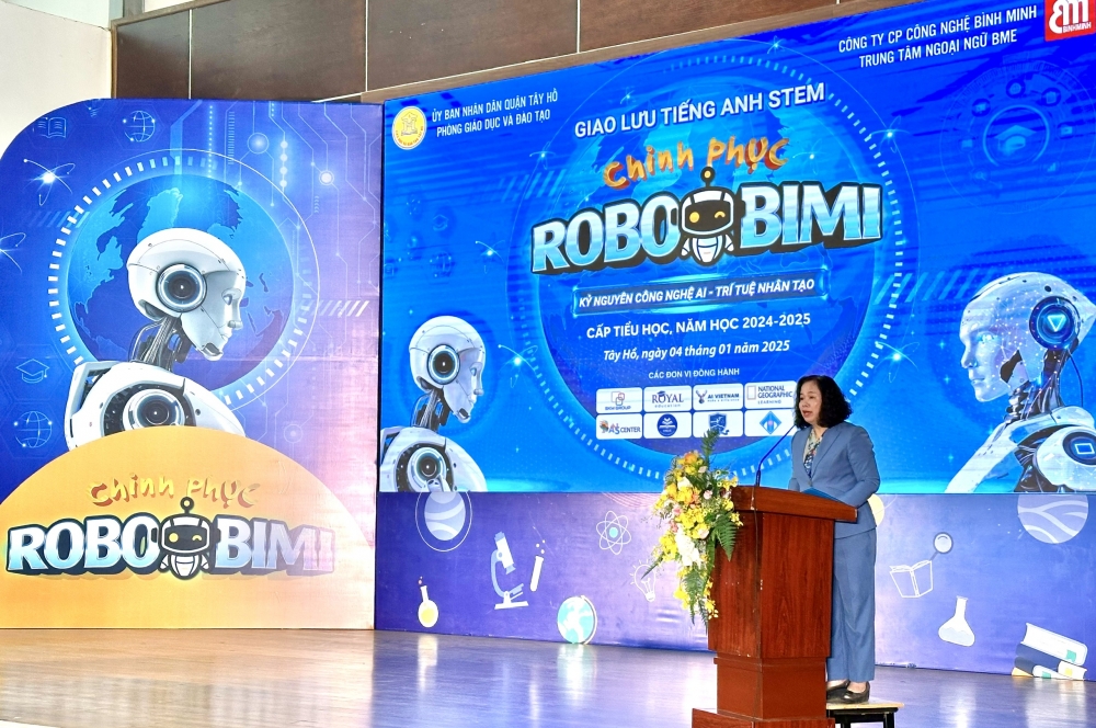 Quận Tây Hồ tổ chức chương trình “Giao lưu tiếng Anh STEM - Chinh phục Robobimi”