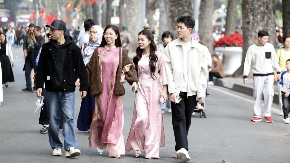 nghi 4 ngay du lich ha noi lap dinh don 560000 luot khach