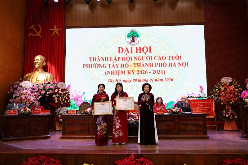 Tuổi cao   Gương sáng lan tỏa ở phường Tây Hồ