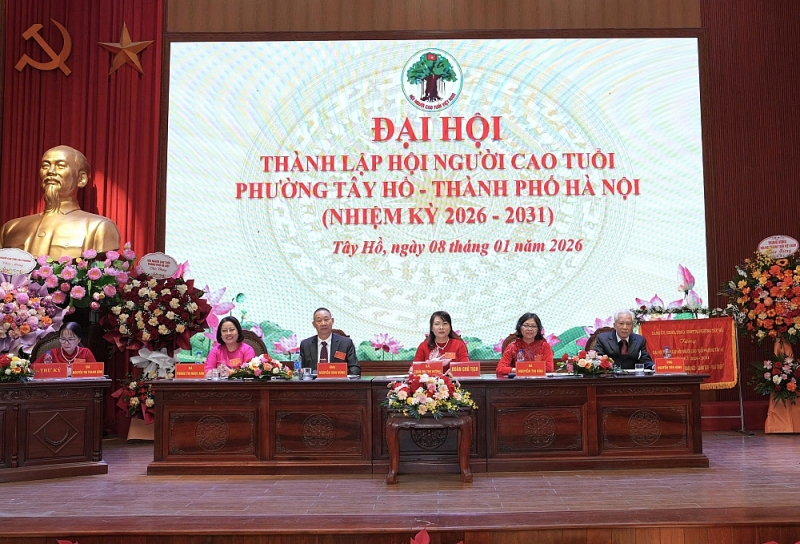 Tuổi cao - Gương sáng lan tỏa ở phường Tây Hồ