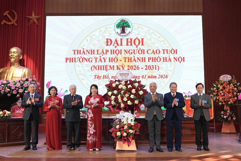 Tuổi cao   Gương sáng lan tỏa ở phường Tây Hồ