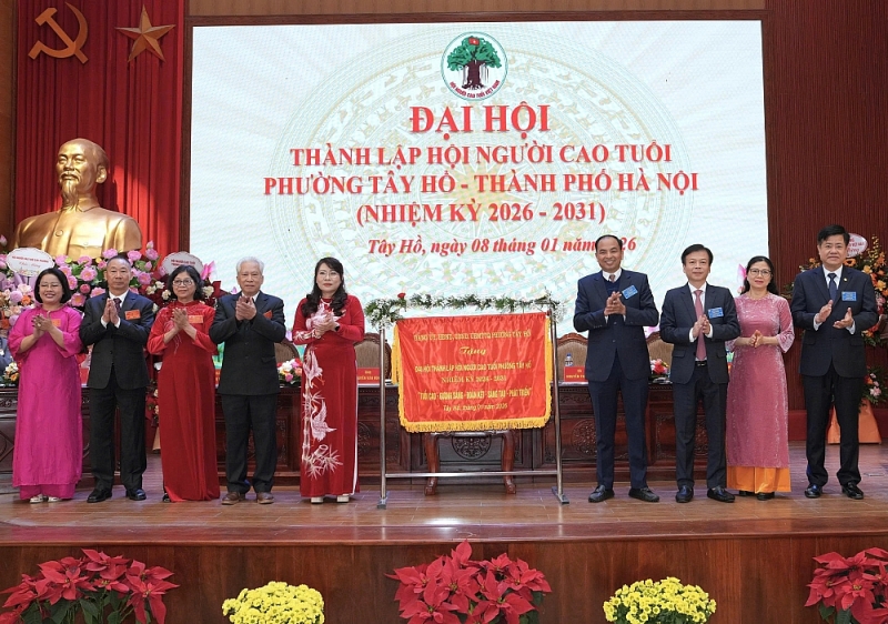 Tuổi cao   Gương sáng lan tỏa ở phường Tây Hồ