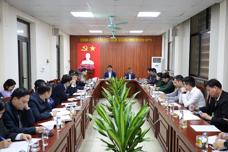 Lĩnh Nam kiên quyết xử lý trạm trộn vi phạm, chốt mốc dừng điện từ 31/1