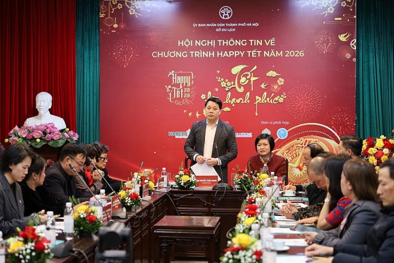 Phó Giám đốc Sở Du lịch Hà Nội Nguyễn Trần Quang chia sẻ tại buổi thông tin Phó Giám đốc Sở Du lịch Hà Nội Nguyễn Trần Quang chia sẻ tại buổi thông tin