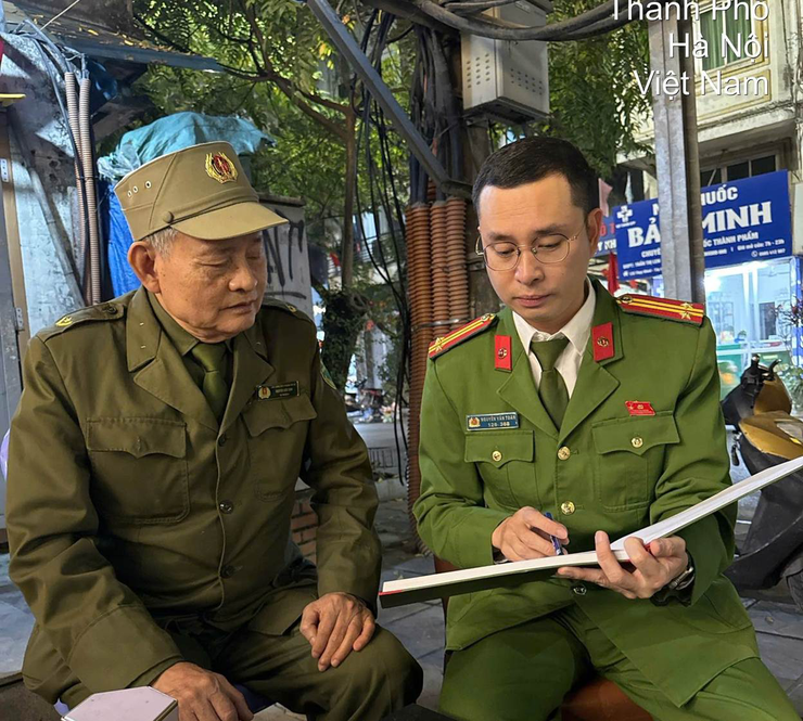 Lực lượng bảo vệ an ninh, trật tự phường Tây Hồ giữ bình yên từ cơ sở Lực lượng bảo vệ an ninh, trật tự phường Tây Hồ giữ bình yên từ cơ sở