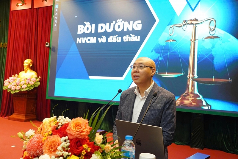 TS. La Anh Tuấn – Giám đốc Trung tâm Đấu thầu qua mạng quốc gia, Cục Quản lý đấu thầu – báo cáo viên hội nghị TS. La Anh Tuấn – Giám đốc Trung tâm Đấu thầu qua mạng quốc gia, Cục Quản lý đấu thầu – báo cáo viên hội nghị