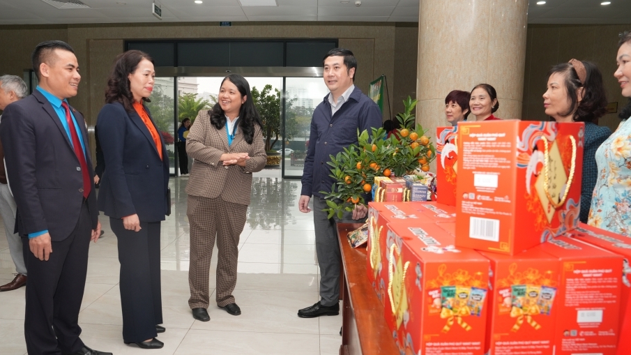 Cầu Giấy trao gửi yêu thương, lan tỏa tinh thần sẻ chia đón Tết