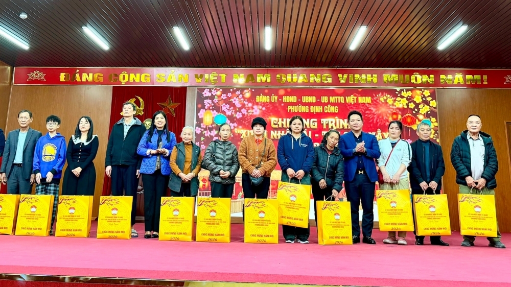 Định Công chung tay vì người nghèo - không để ai bị bỏ lại phía sau