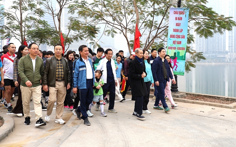 Biến ngày đi bộ thành nếp sống xanh - sạch - đẹp của phường Cầu Giấy