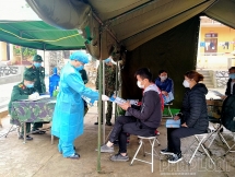 Mới: 352 người Việt Nam từ Trung Quốc trở về được cách ly ở Lạng Sơn