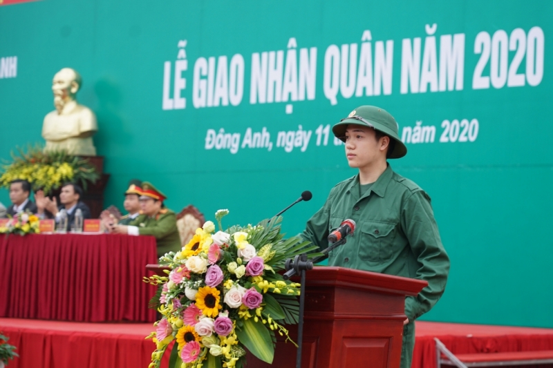218 thanh niên huyện Đông Anh (Hà Nội) lên đường nhập ngũ 218 thanh niên huyện Đông Anh (Hà Nội) lên đường nhập ngũ