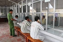 Tăng số lượng thân nhân có thể gặp phạm nhân