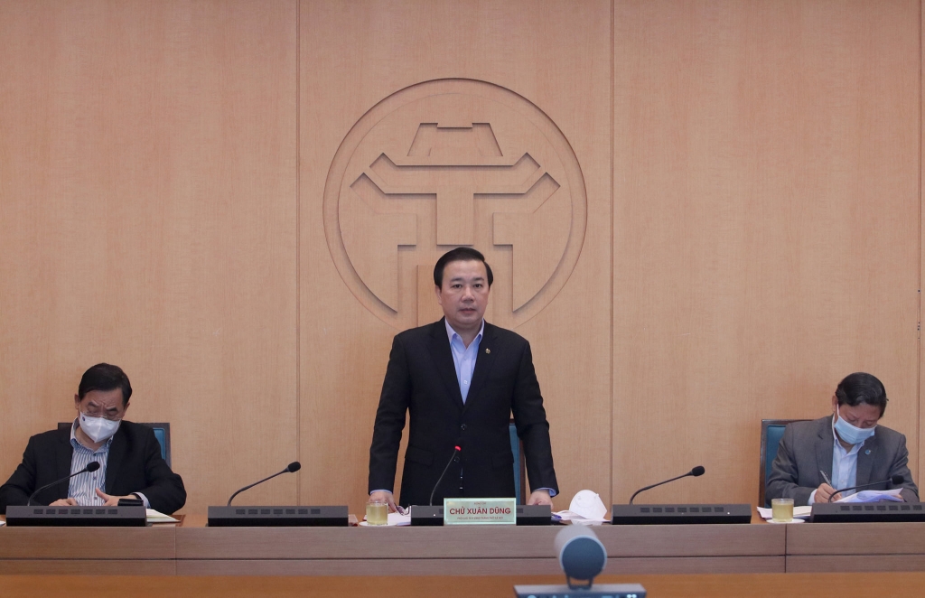 Phó Chủ tịch UBND TP Hà Nội Chử Xuân Dũng phát biểu kết luận cuộc họp