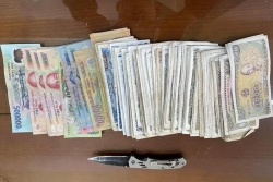 Đột nhập đình, vô hiệu hoá camera an ninh trộm cắp tiền công đức