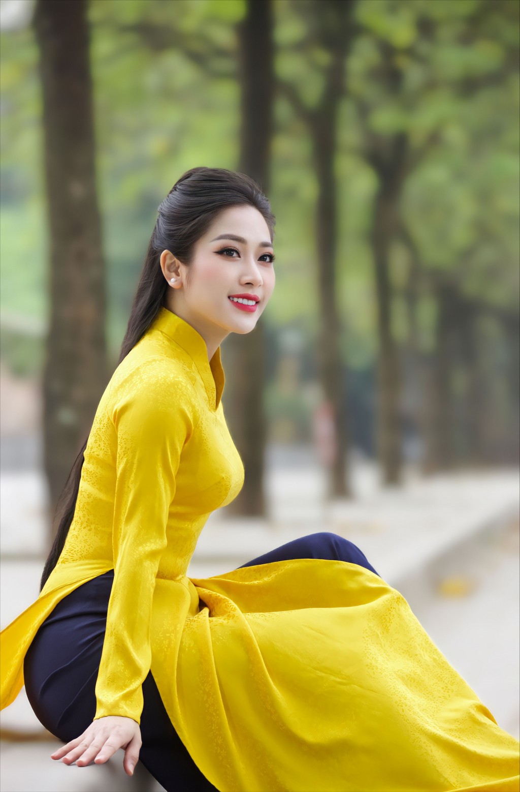 Quán quân Thần tượng Bolero Helen Thủy mang tới những cảm xúc trọn vẹn về lịch sử trên sân khấu &amp;quot;Hào khí Đông A&amp;quot;