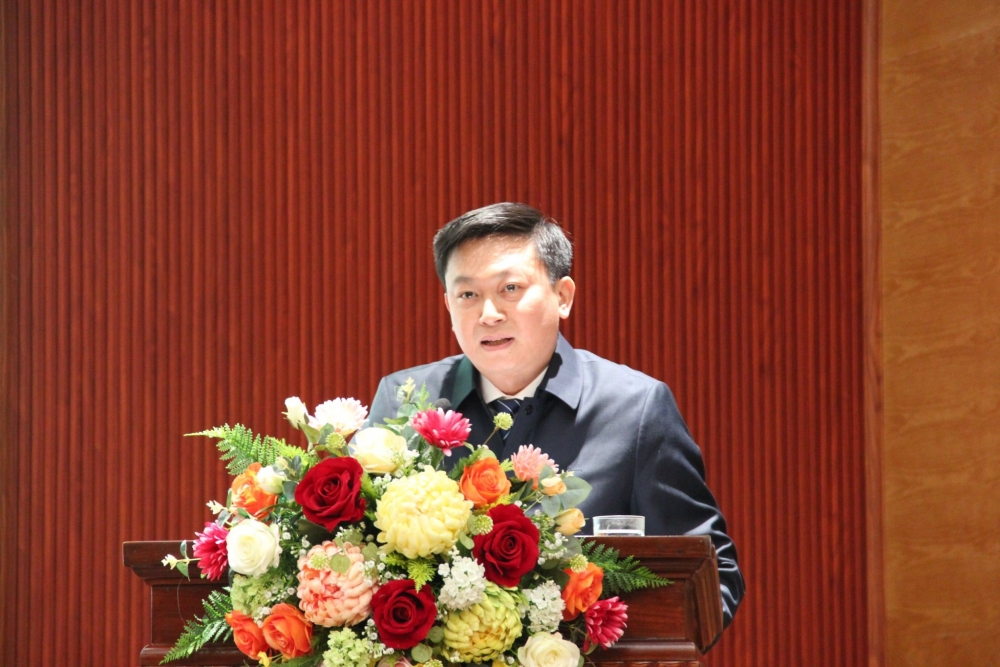 Chủ tịch UBND phường Phú Thượng phát biểu tham luận tại hội nghị