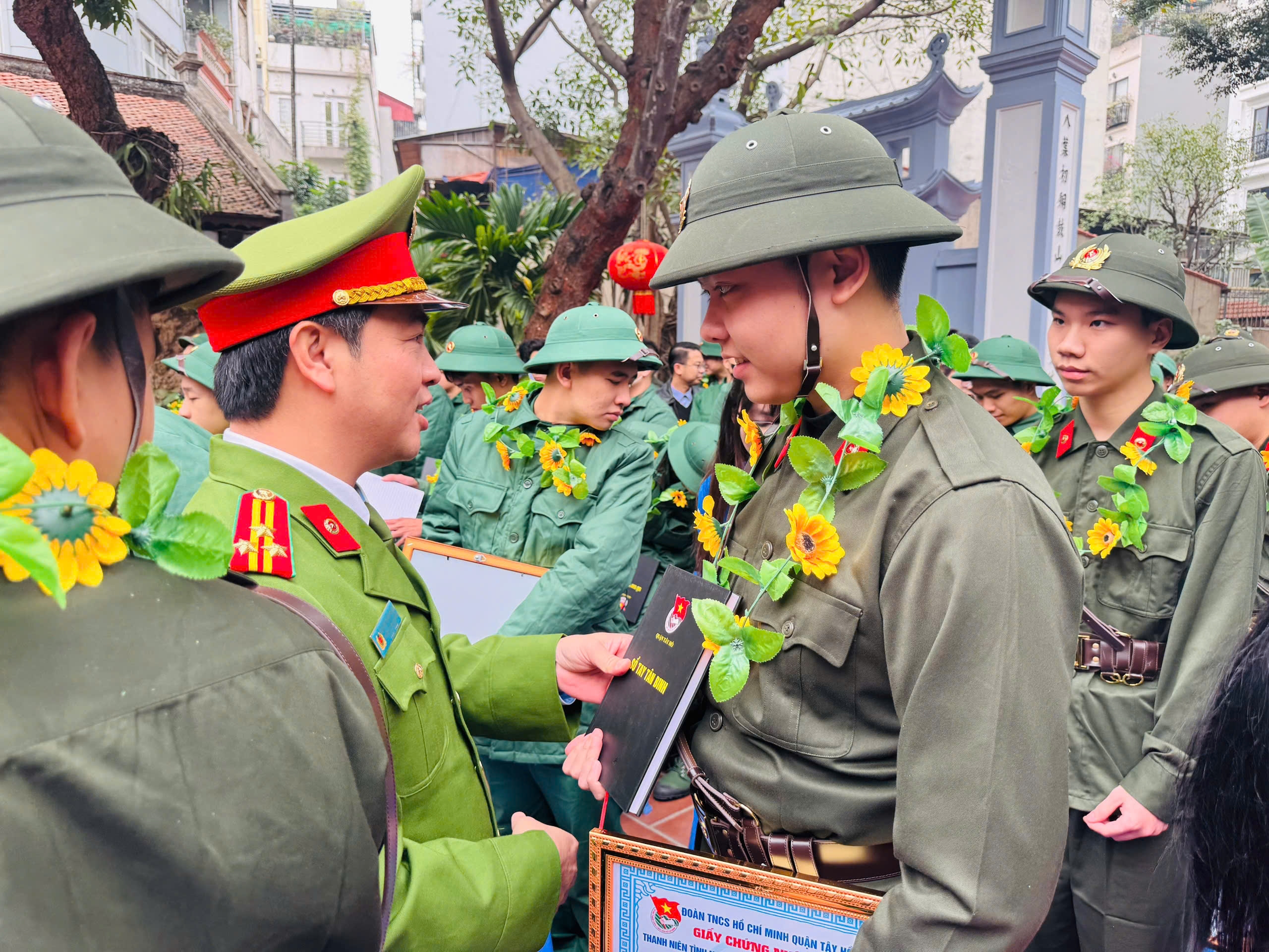 Truyền thống thanh niên Tây Hồ - Khí phách của thế hệ trẻ trước lời thề Tổ quốc