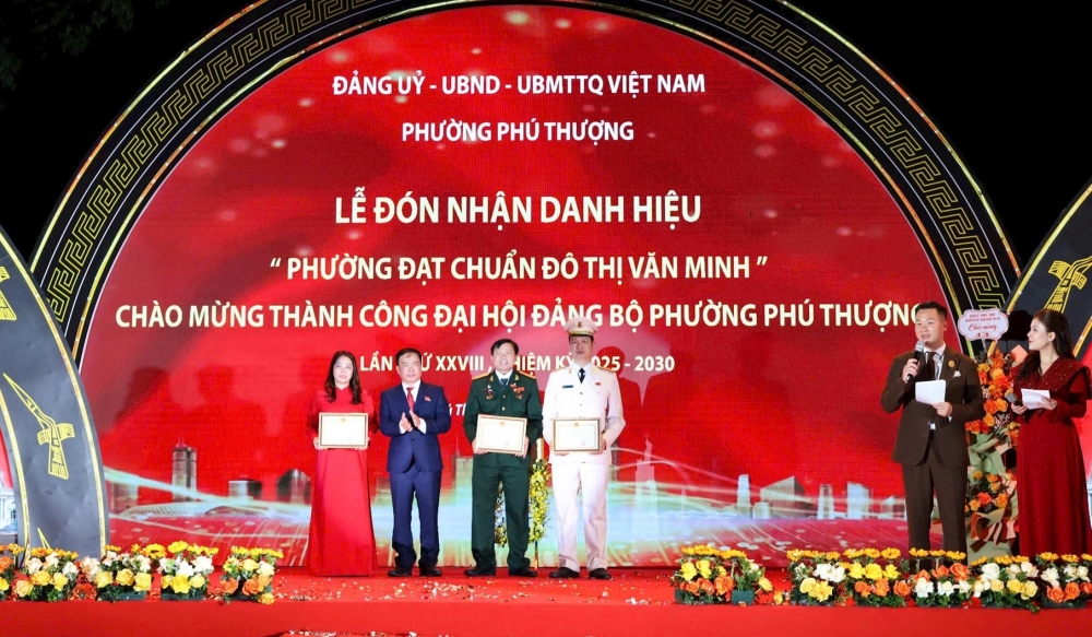 Tây Hồ thêm 1 phường đạt chuẩn đô thị văn minh