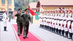 Công an Hà Nội: 59 chỉ huy tự nguyện nghỉ hưu, 10 đồng chí tự nguyện giữ chức vụ thấp hơn