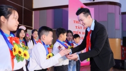 Vinh danh 135 thiếu nhi tiêu biểu quận Tây Hồ