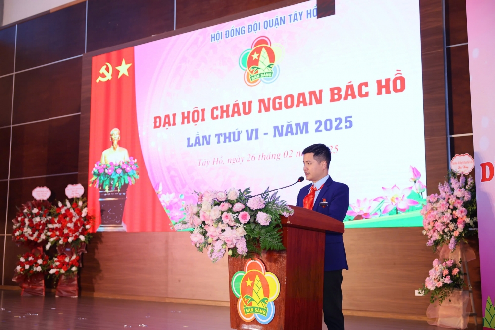 Đồng chí Đinh Ngọc Thanh - Bí thư Quận đoàn, Chủ tịch Hội đồng Đội quận Tây Hồ khai mạc Đại hội