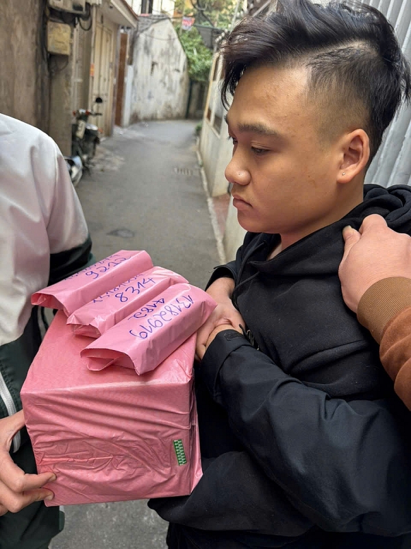 Mắt xích trong chuyên án