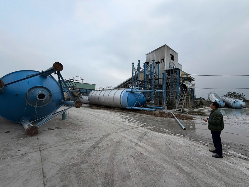 Lĩnh Nam cắt điện, khẩn trương tháo dỡ 16 trạm trộn bê tông, asphalt Lĩnh Nam cắt điện, khẩn trương tháo dỡ 16 trạm trộn bê tông, asphalt