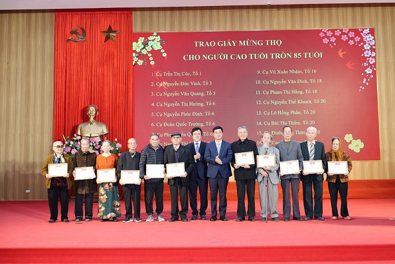 Kính lão trọng thọ - giữ nếp nhà, bồi đắp nghĩa tình phường Yên Sở