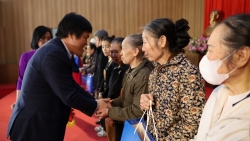 phuong yen so khong de ai thieu mot cai tet am