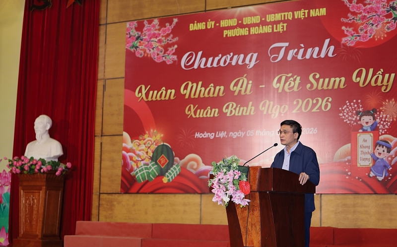 đồng chí Nguyễn Hồng Sơn, Bí thư Đảng ủy phường chúc tết tại chương trình