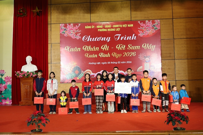 “Xuân nhân ái - Tết sum vầy” lan tỏa nghĩa tình ở Hoàng Liệt