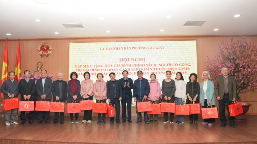 Người dân đồng hành xây dựng phường Cầu Giấy văn minh, hiện đại