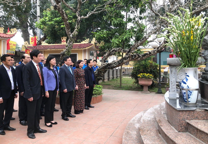 dang huong tuong nho dong chi do ngoc du bi thu thanh uy ha noi dau tien