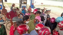 Khuyến cáo người dân Điện Biên không tụ tập mua xăng tích trữ