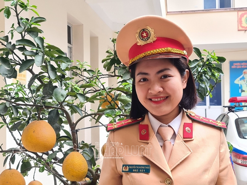 Đại úy Nguyễn Thị Hương Thảo