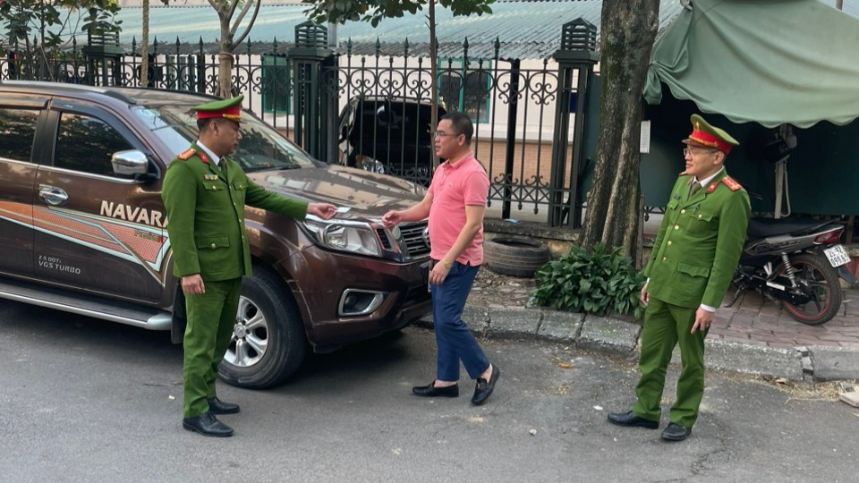 Quận Cầu Giấy: Các phường đồng loạt tổng kiểm tra, xử lý vi phạm trật tự đô thị