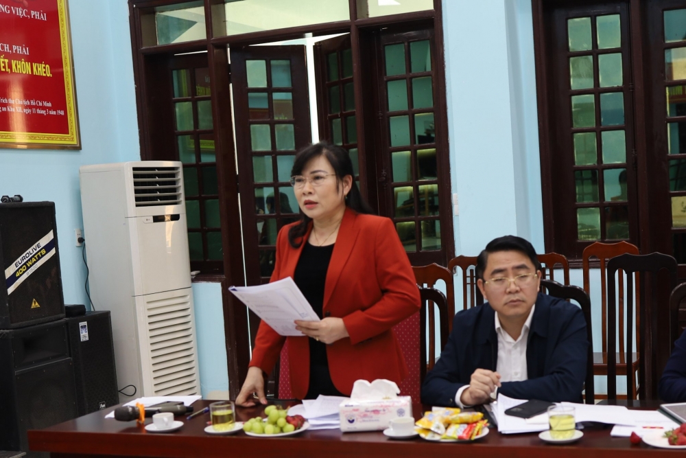 Đồng chí Trần Thị Thu Hường - Uỷ viên Ban Thường vụ, Trưởng Ban Tuyên giáo Quận ủy Tây Hồ 