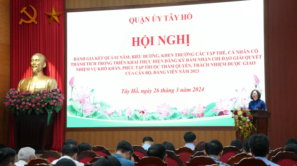 Tây Hồ: Tiếp tục đảm nhiệm việc khó để hoàn thành xuất sắc mọi nhiệm vụ được giao