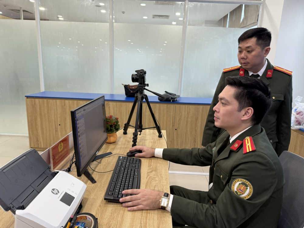 Tinh gọn bộ máy hành chính: Người dân kỳ vọng gì sau Kết luận 127?