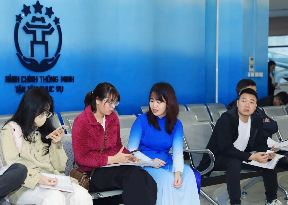 Tinh gọn bộ máy hành chính: Người dân kỳ vọng gì sau Kết luận 127?