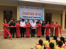 Bàn giao "Trường đẹp cho em" và đường bê tông