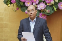 Thủ tướng: Cung ứng đủ lương thực, hàng hóa thiết yếu cho nhân dân